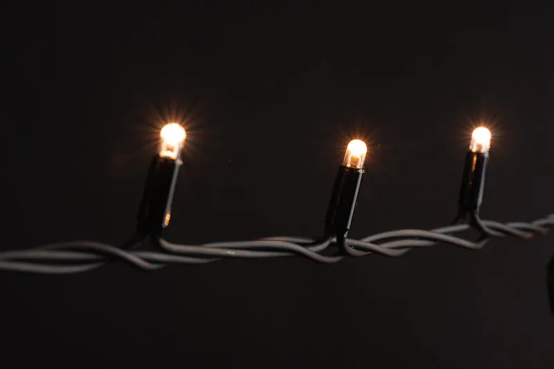 MK ILLUMINATION 019-406 Lichterkette 120er 2,5m warmweiß inkl. Netzteil