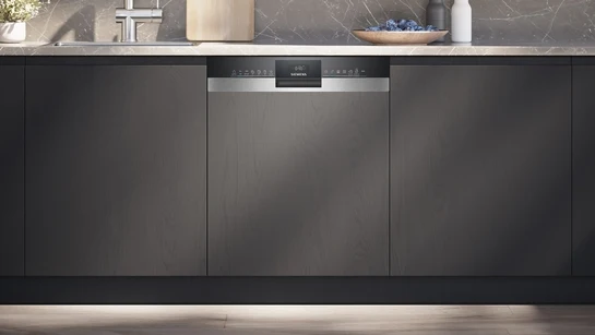 iQ300 Teilintegrierter Geschirrspüler 60 cm Gebürsteter Stahl, XXL SX53ES22CE